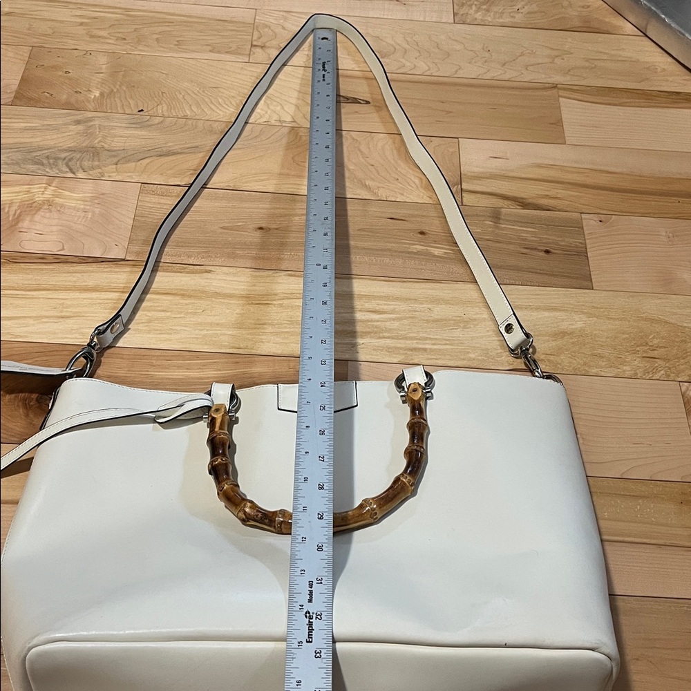 Alberta Di Canio White Tote with Bamboo-Style Handles - Picture 3 of 17